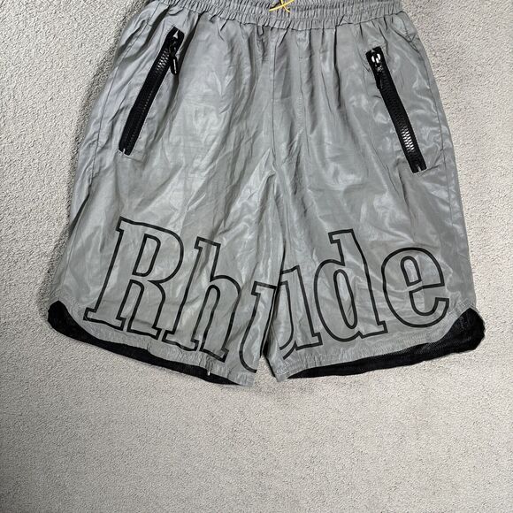 Rhude Shorts Men’s Size XL Silver Reflective Logo Streetwear Athletic Elastic - Picture 3 of 13